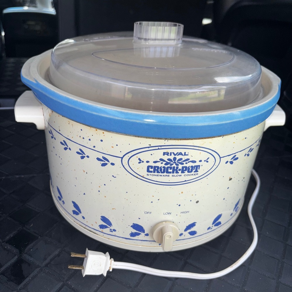Vintage Rival Crock-Pot 5 Qt Slow Cooker Blue Floral Model 3355 Stoneware 250W